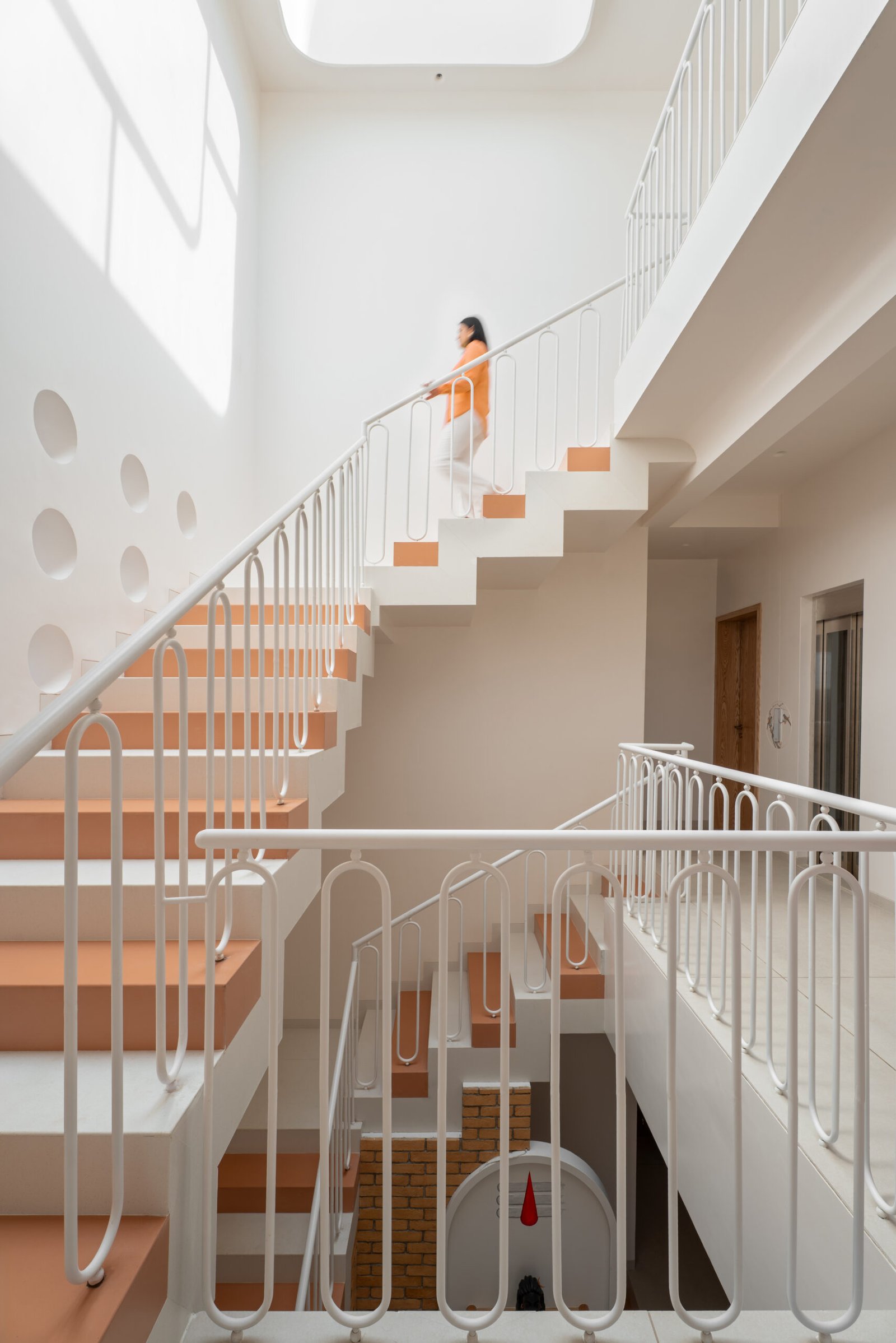 Aurum minimal luxury interiors